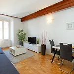 Apartamento Center *