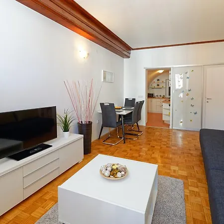 Apartment Center